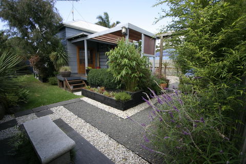 Azen Haven - Hotel VIC 22