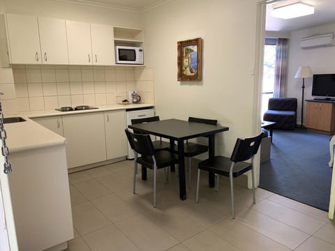 Albert Heights Serviced Apartments - Hotel VIC 25