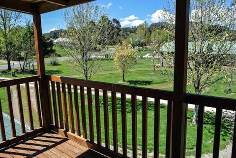 Beechworth Cedar Cottages - Hotel VIC 6