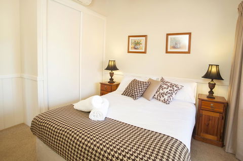 Beechworth Cedar Cottages - Hotel VIC 7