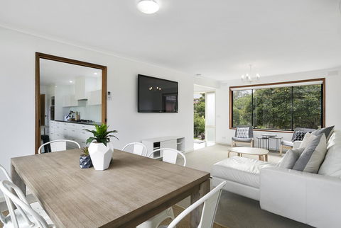 Fairhills - NEW LISTING, Beautifully Styled - Hotel VIC 1