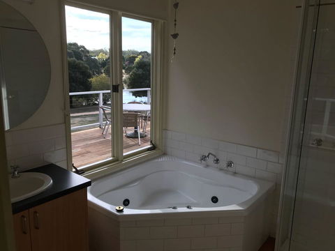 Lakeside Conti Villas - Hotel VIC 3