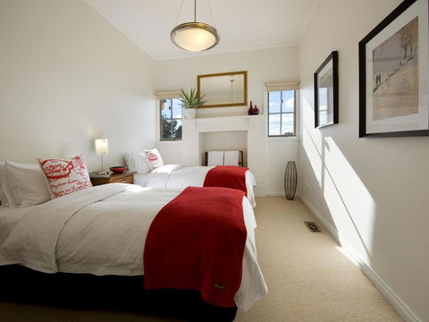 Churchills - Hotel VIC 12
