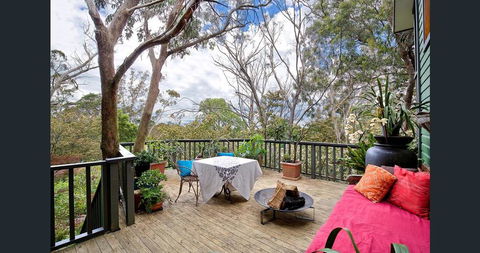 The Black Cockatoo - Secret Garden Mountains Home - Hotel VIC 1