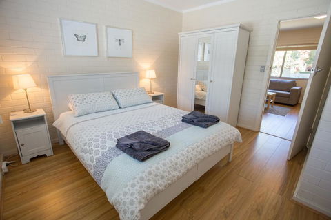 The Blue Door Villa - Hotel VIC 0
