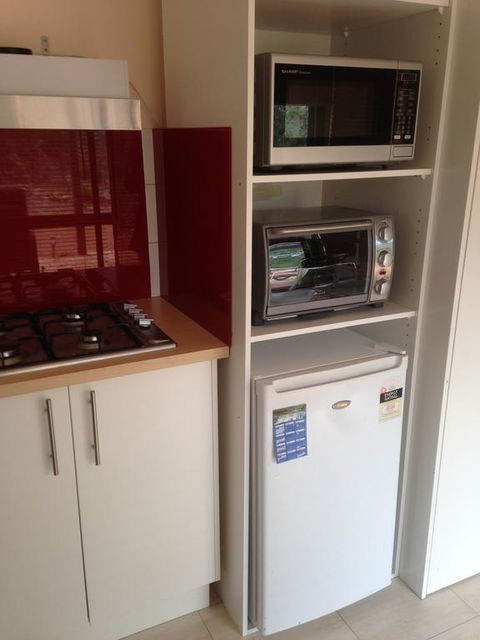 The Folly - Hotel VIC 3