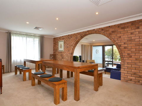 The House On The Lake @ Fishing Point, Lake Macquarie - Honestly Put The Line In And Catch Fish - Hotel VIC 2
