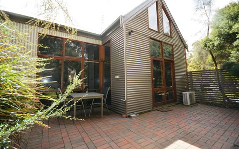 The Lodges - Hotel VIC 1