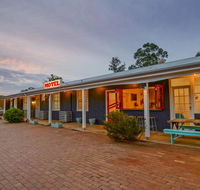 The Platypus Accommodation  Cafe - Hotel VIC