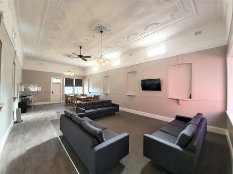 The Royal Hotel - Hotel VIC 2