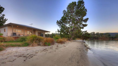 Tides Reach - Hotel VIC 1