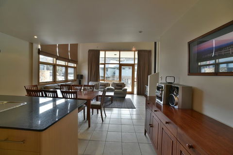 Tomarlin Views 1 - Hotel VIC 1