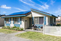 Book Torquay Accommodation Vacations Hotel VIC Hotel VIC