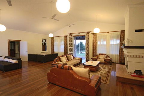 Verona House - Hotel VIC 3