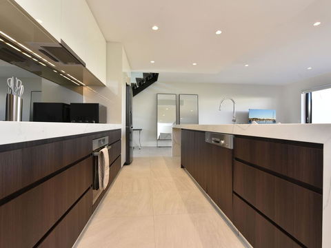 Villa Capri Waterside At Trinity Point - Hotel VIC 2