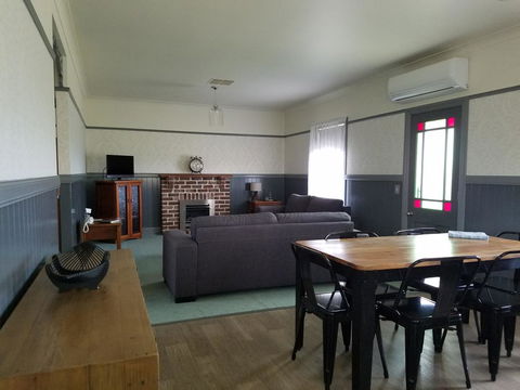Wagga Wagga Country Cottages - Hotel VIC 0