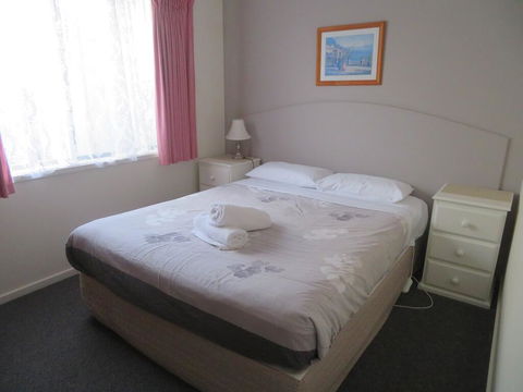 Warrnambool Motel And Holiday Park - Hotel VIC 3