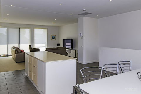 Torquay Golf Retreats - Pool, Beach, Tennis, Golf - Hotel VIC 3
