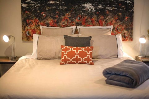 Minni Gums - Hotel VIC 16