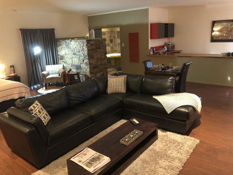 Minni Gums - Hotel VIC 17