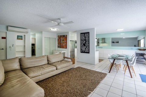 Sunseeker Holiday Apartments - Hotel VIC 33