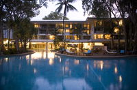 Book Palm Cove Accommodation Vacations Hotel VIC Hotel VIC