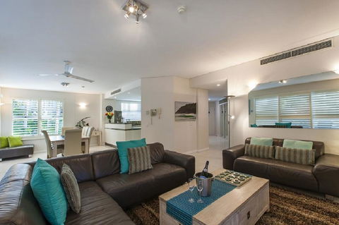 Emerald Noosa - Hotel VIC 14