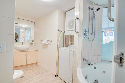 Grand Palais Boolarong Beachside Apartments - Hotel VIC 5