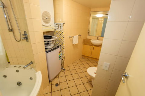 Grand Palais Boolarong Beachside Apartments - Hotel VIC 12