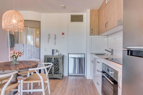 Grand Palais Boolarong Beachside Apartments - Hotel VIC 6