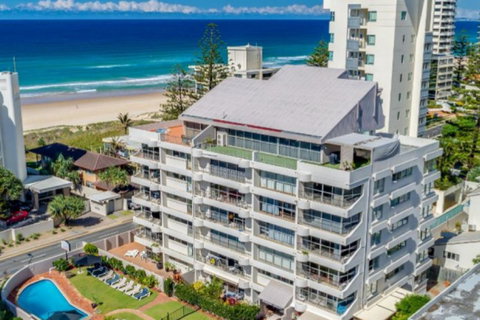 Surfers Chalet - Hotel VIC 9