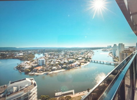 Circle Luxury Holidays - Hotel VIC 10