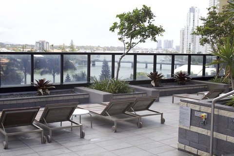 Circle Luxury Holidays - Hotel VIC 19