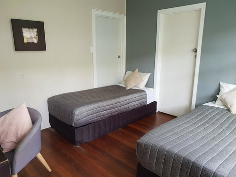 Backpackers In Paradise 18-35 Hostel - Hotel VIC 5