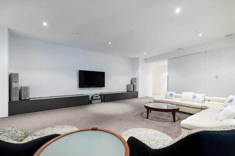 Q1 Resort & Spa - Official - Hotel VIC 41