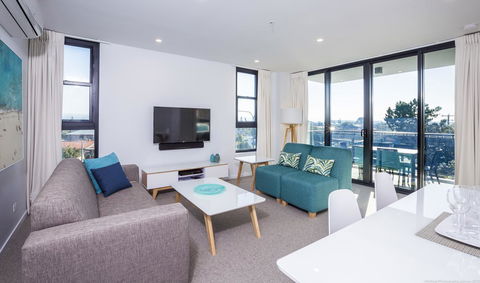 Boardwalk Burleigh Beach - Official - Hotel VIC 36
