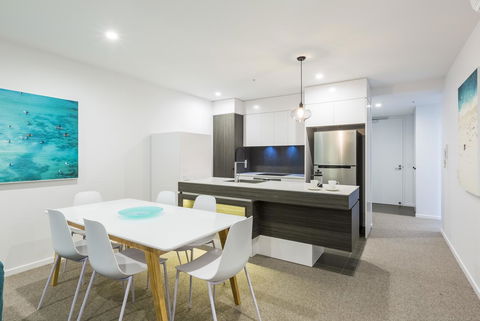 Boardwalk Burleigh Beach - Official - Hotel VIC 8
