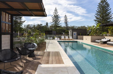Boardwalk Burleigh Beach - Official - Hotel VIC 15