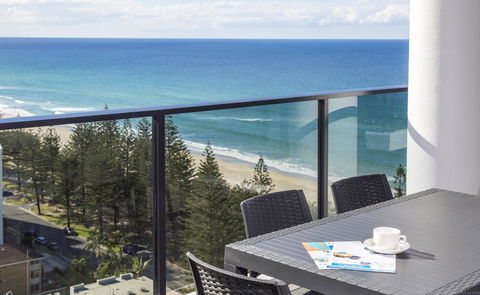 Boardwalk Burleigh Beach - Official - Hotel VIC 20
