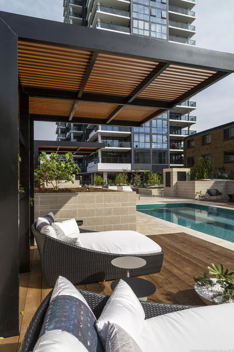 Boardwalk Burleigh Beach - Official - Hotel VIC 11