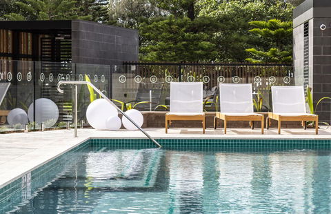 Boardwalk Burleigh Beach - Official - Hotel VIC 25