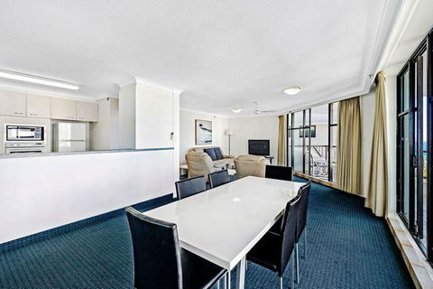ULTIQA Beach Haven On Broadbeach - Hotel VIC 37