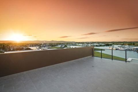 The Residences At The Peninsula - Hotel VIC 2