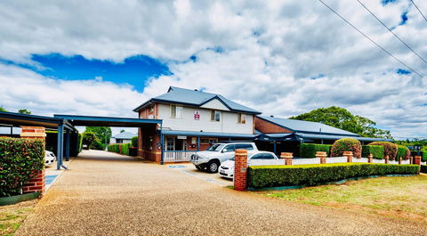 Ambassador On Ruthven - Hotel VIC 5