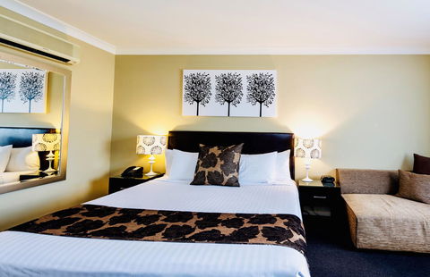 Ambassador On Ruthven - Hotel VIC 14