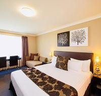 Best Western Plus Ambassador On Ruthven Motor Inn - Hotel VIC