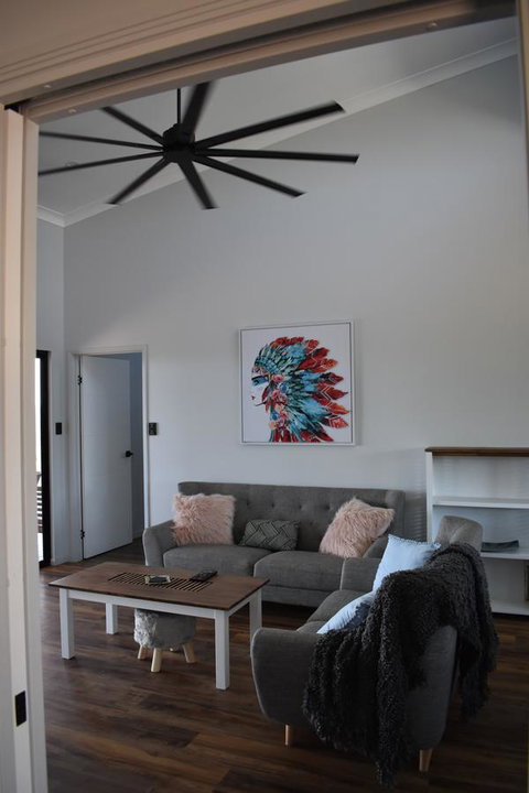 Ironbark House - Hotel VIC 15