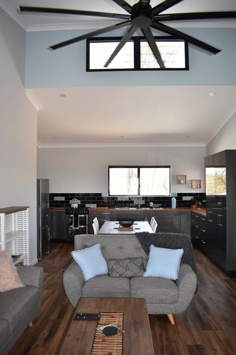 Ironbark House - Hotel VIC 18