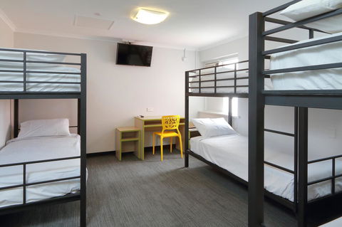 Palm Beach Hotel - Hotel VIC 19
