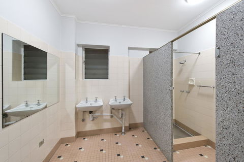 Palm Beach Hotel - Hotel VIC 25
